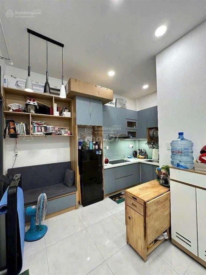 109,09 200 đường nguyễn thần hiến, phường 18, quận 4, tp hồ chí minh phường xóm chiếu, tp hồ chí