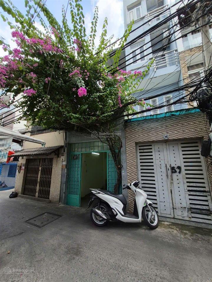 Mặt tiền đường số q4  38m²  5 tầng đúc  hoàn công ko lộ giới