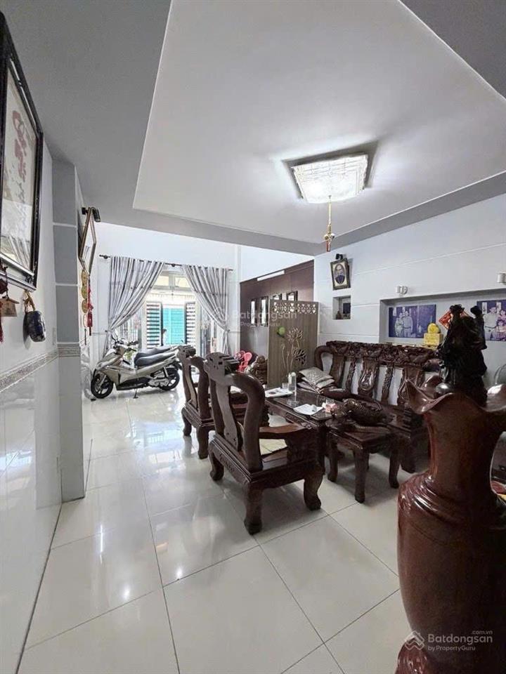 Nhà 3 tầng + 1 lửng cần bán, ngay gần lê trọng tấn, thông qua tân kỳ tân quý  70m2  nhỉnh 9 tỷ.