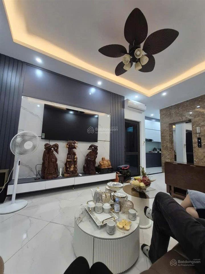 Chính chủ bán nhà doãn kế thiện, phạm văn đồng, ô tô đỗ cổng, ở + kinh doanh, dt 40m2x5t, 8 tỷ