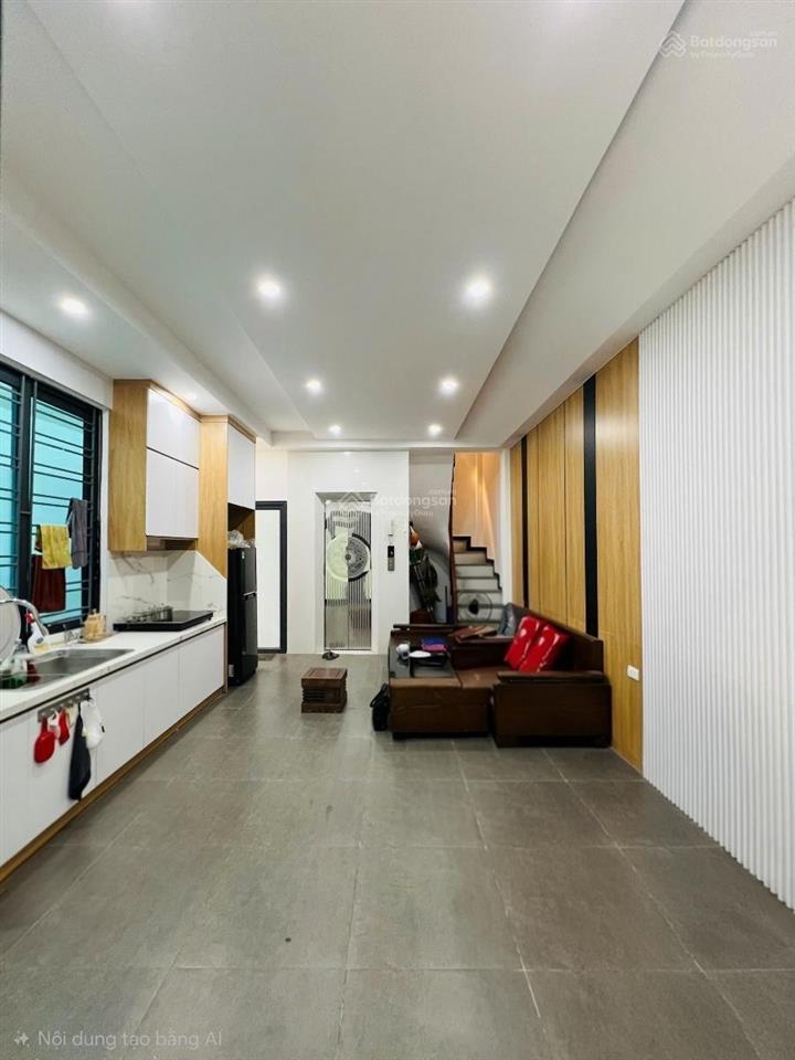 Nhà mới phố phạm văn đồng 50m 6 tầng thang máy lô góc