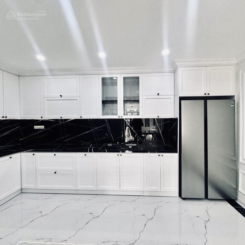 Bán nhà riêng tô vĩnh diện, thanh xuân, 60m2, 6 tầng, thang máy, ô tô vào nhà, 25.8 tỷ.