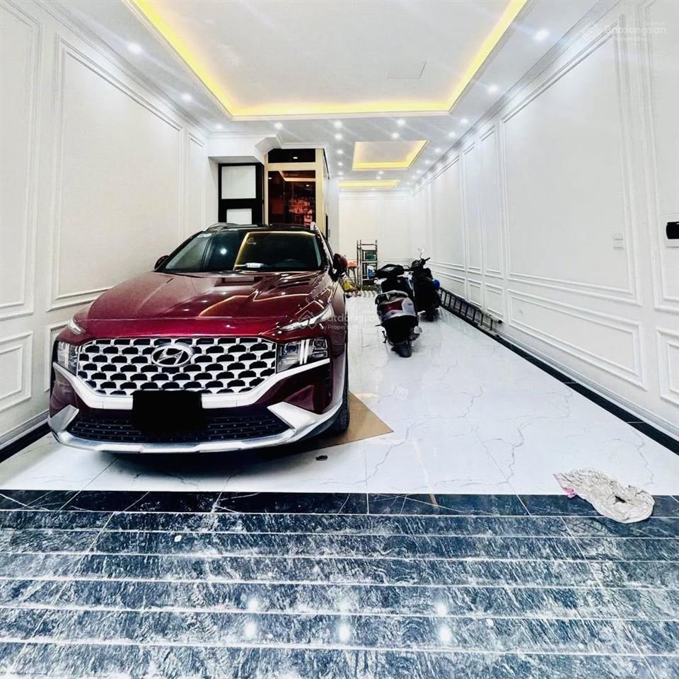 Bán nhà riêng tô vĩnh diện, thanh xuân, 60m2, 6 tầng, thang máy, ô tô vào nhà, 25.8 tỷ.