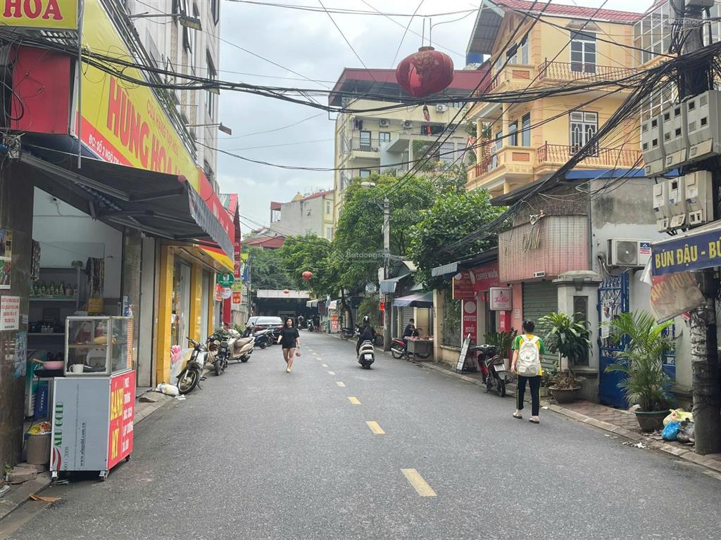 Bán nhà trâu quỳ, ô tô tránh, kinh doanh, full nội thất, 48m2, 5 tầng, giá chỉ 12 tỷ.