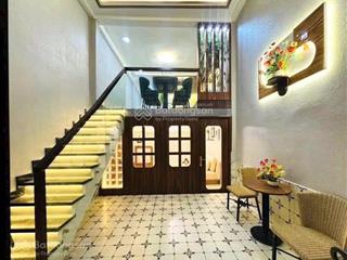 Nhà đẹp ở ngay  hậu giang  sát chợ bình tây  4 tầng btct  3pn  50m2 ( 4.1 x 12 )  hẻm 5m