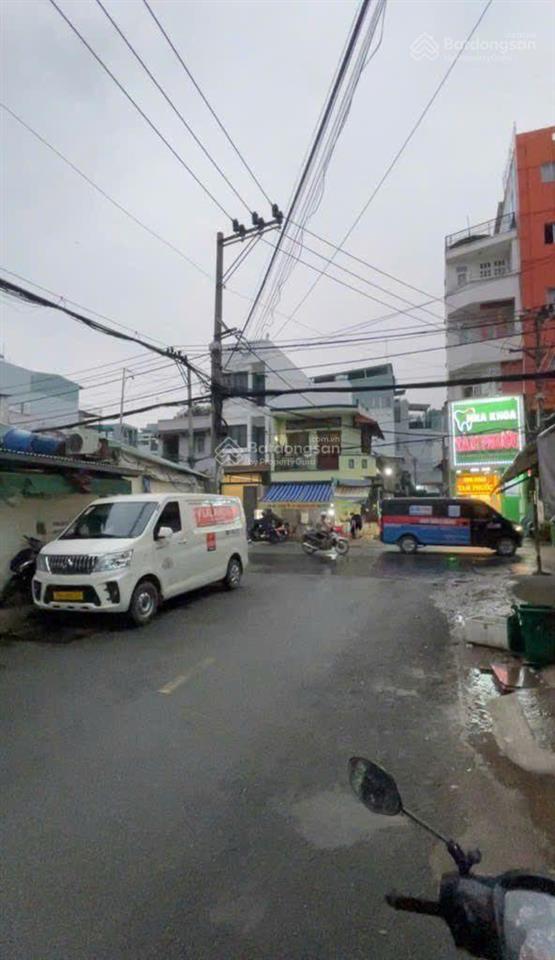 Nhà phú thọ hòa  chợ tân hương, mới xây, mặt tiền đường nhựa 10m, dòng tiền cho thuê 7 triệu/tháng