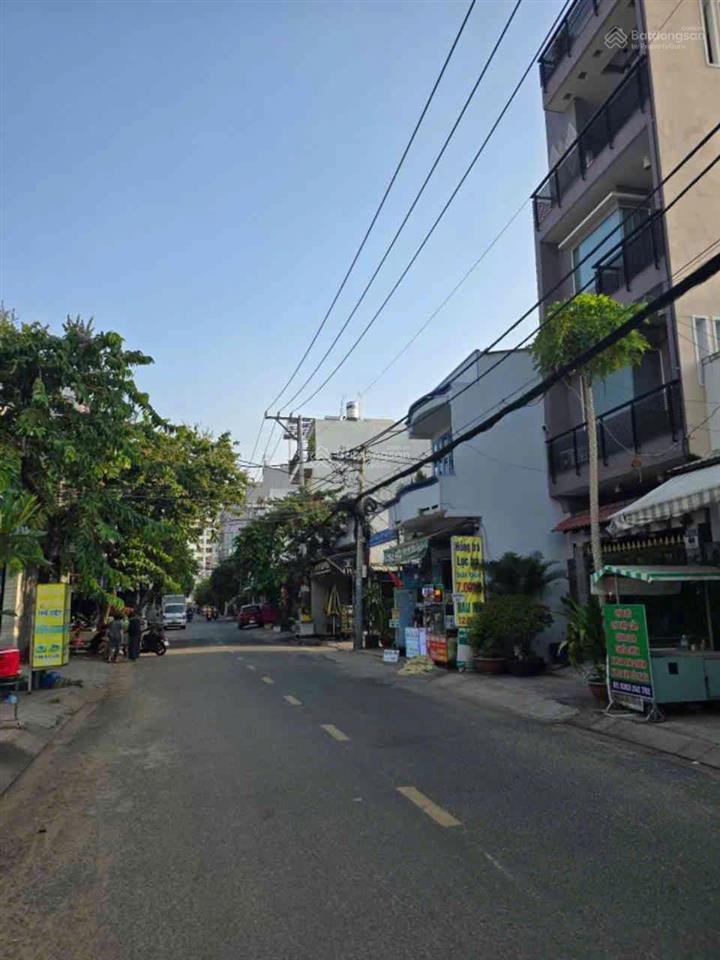 Nhà mặt tiền bình tân, 1 trệt 2 lầu, 4 phòng ngủ, cho thuê 12 triệu