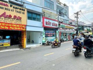 Phạm phú thứ tân bình  mặt tiền đường nhựa 10m  3 tầng nhỉnh 6 tỷ vừa ở vừa kinh doanh