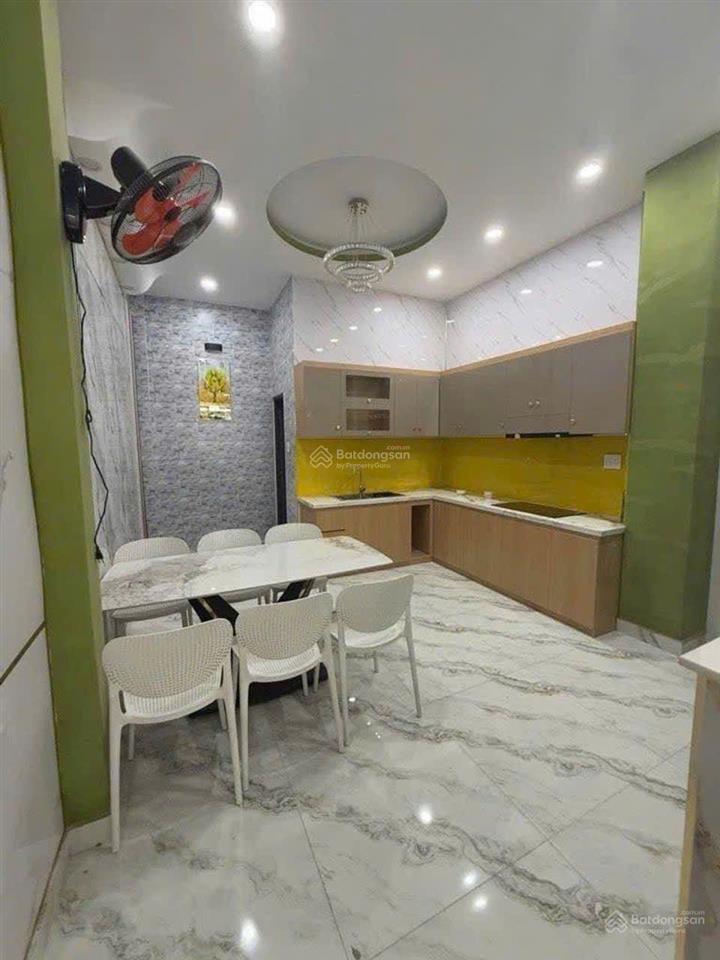 Nhà bờ bao tân thắng  tân phú 4*15m, đường 12m có vỉa hè, khu kinh doanh nhộn nhịp sát aeon mall