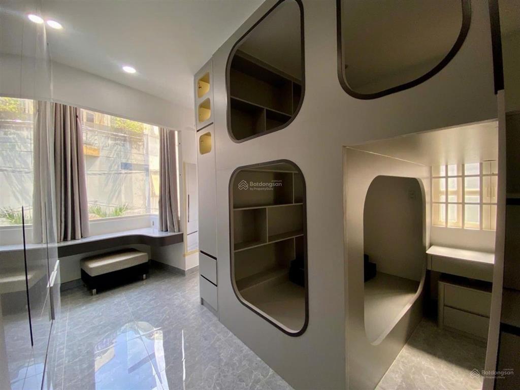 Bán nhà tân bình  cmt8  đón sóng metro 2, hẻm xe hơi đậu cửa, vị trí đẹp, shr, không lộ giới