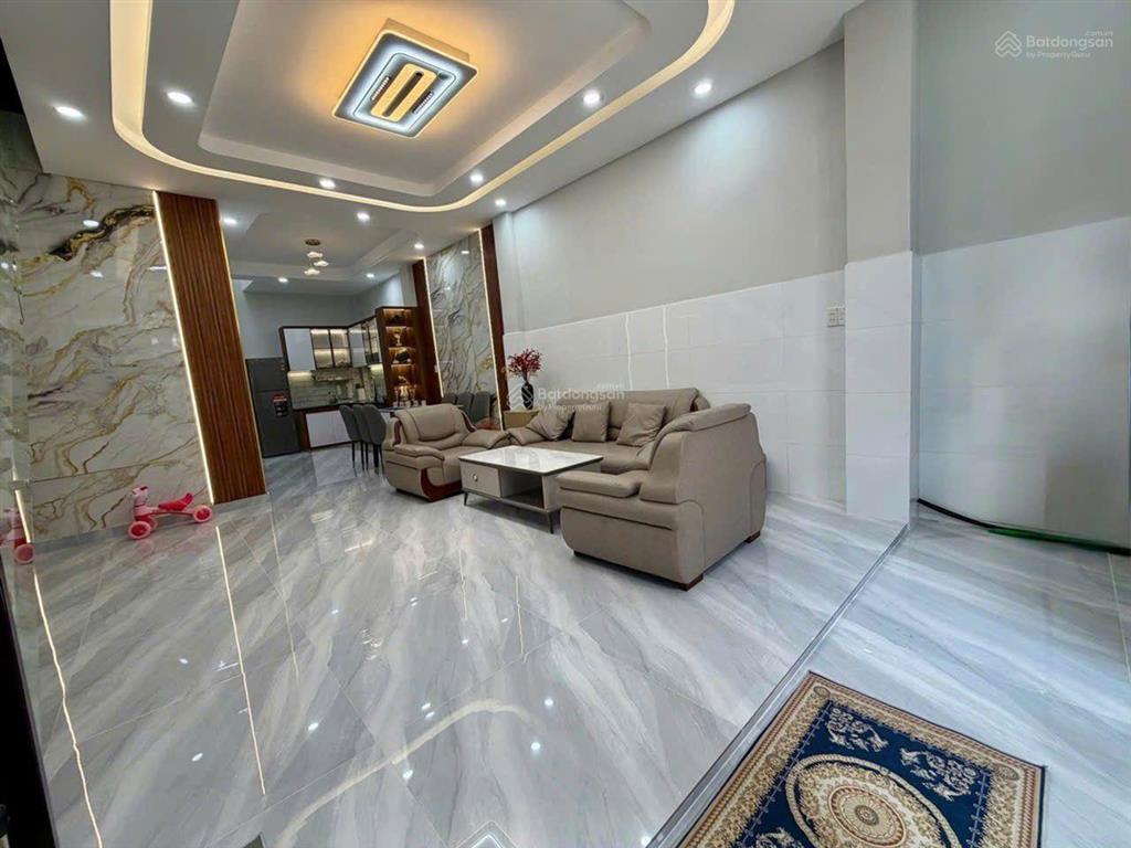 Vip nhà mới thông sổ đẹp (5x11m), khu hẻm an ninh, 2 tầng btct tặng full nội thất  nhỉnh 6 tỷ tl