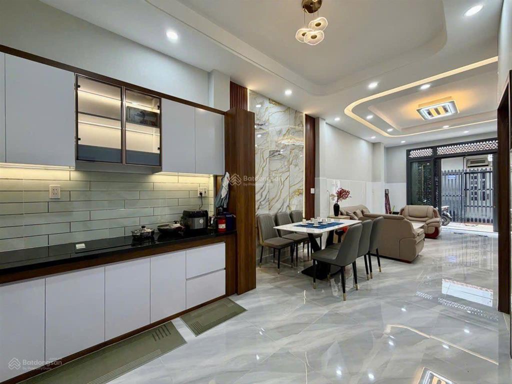 Vip nhà mới thông sổ đẹp (5x11m), khu hẻm an ninh, 2 tầng btct tặng full nội thất  nhỉnh 6 tỷ tl