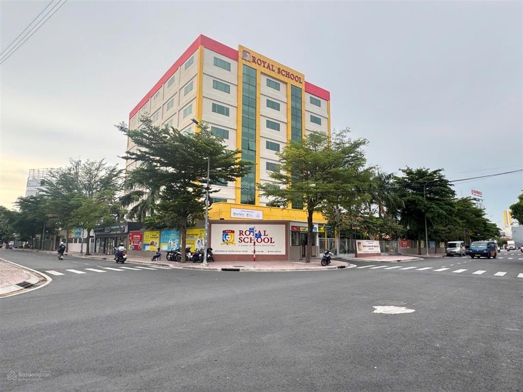 Mặt phố sầm uất ngay lê cơ đường số 1 kdc nam hùng vương  nhà 3 tầng 80m2 chỉ hơn 10 tỷ