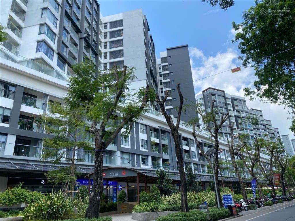 Biệt thự trên không xe hơi đậu cửa  celadon city  hồ bơi vô cực  công viên 16ha