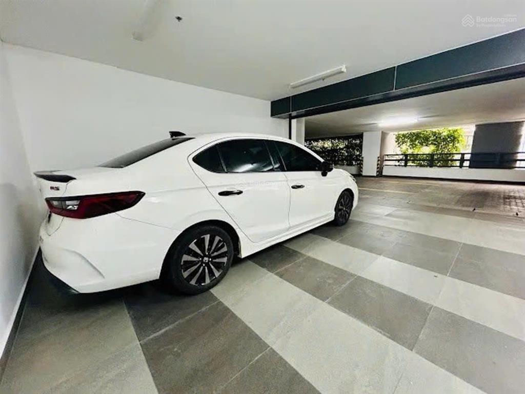 Biệt thự trên không xe hơi đậu cửa  celadon city  hồ bơi vô cực  công viên 16ha