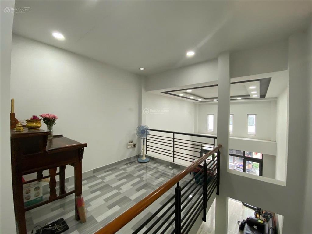 Bán nhà hẻm thông 6m bình thành bình hưng hòa b bình tân 4x13.5m, ô tô vào nhà, chỉ 4.2 tỷ