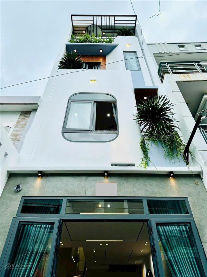 Chủ gửi 3,5 tỷ. bán nhà 64m2 lý thường kiệt xây 4 tầng, gần sân phú thọ. hẻm 5m, sổ hoàn công đủ