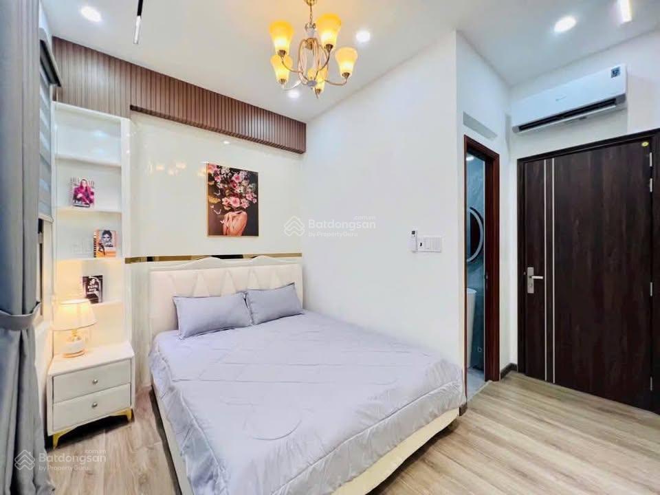 Nhà diện tích lớn  82m2 giá chỉ 6 tỷ 350. hẻm 6m trần văn đang xây 4 tầng, gần bờ kè. sổ hồng sẵn