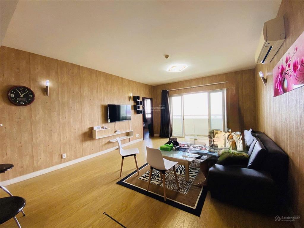 Cần cho thuê căn hộ hùng vương plaza p12, q5 dt 130m2, 3 phòng ngủ, 3 wc, view thoáng mát