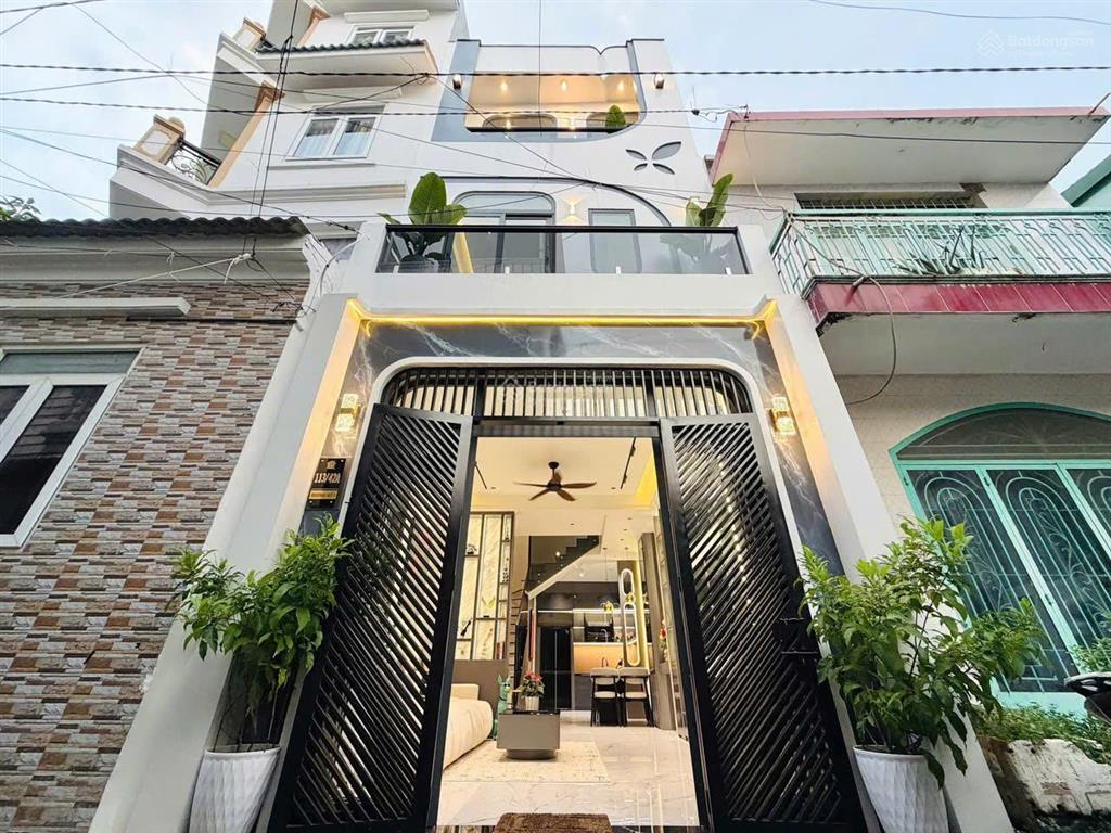 Nhà giá ngộp đoàn văn bơ, p16, q4. giá 3,56 tỷ. dt 70m2. 3 tầng, 3pn 3wc. sổ hồng riêng chính chủ