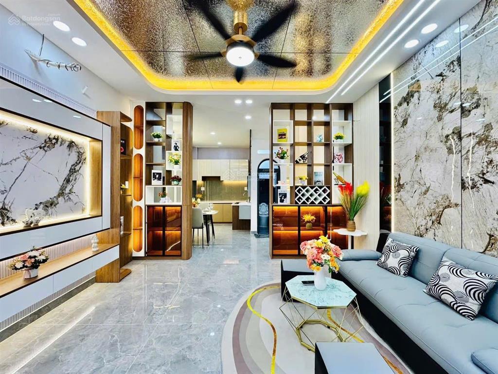 Nhà siêu rẻ cần bán gấp hẻm đ. số 59, p.14. gò vấp. giá 4,36 tỷ. dt 65m2. 3 tầng. sổ hồng riêng
