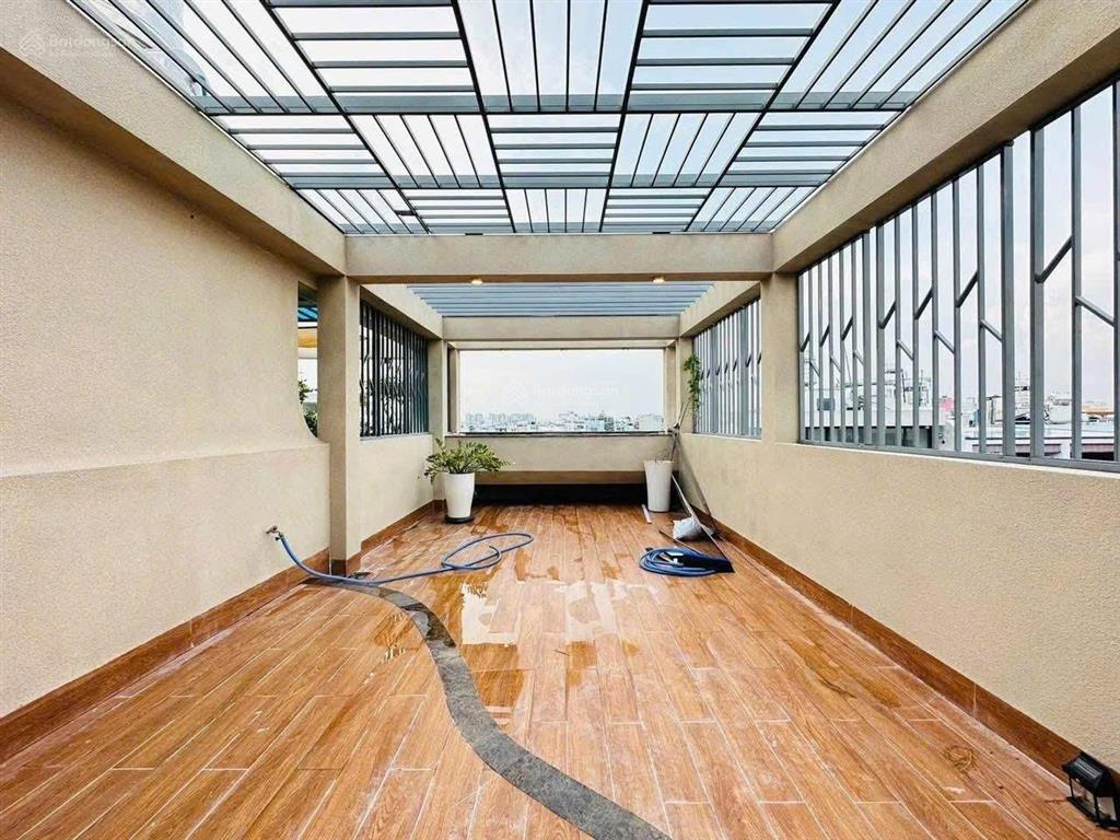 Nhà giá ngộp bán gấp thống nhất, thông tây hội. giá 4,12 tỷ. dt 65m2. 4pn 4wc. sổ hồng riêng