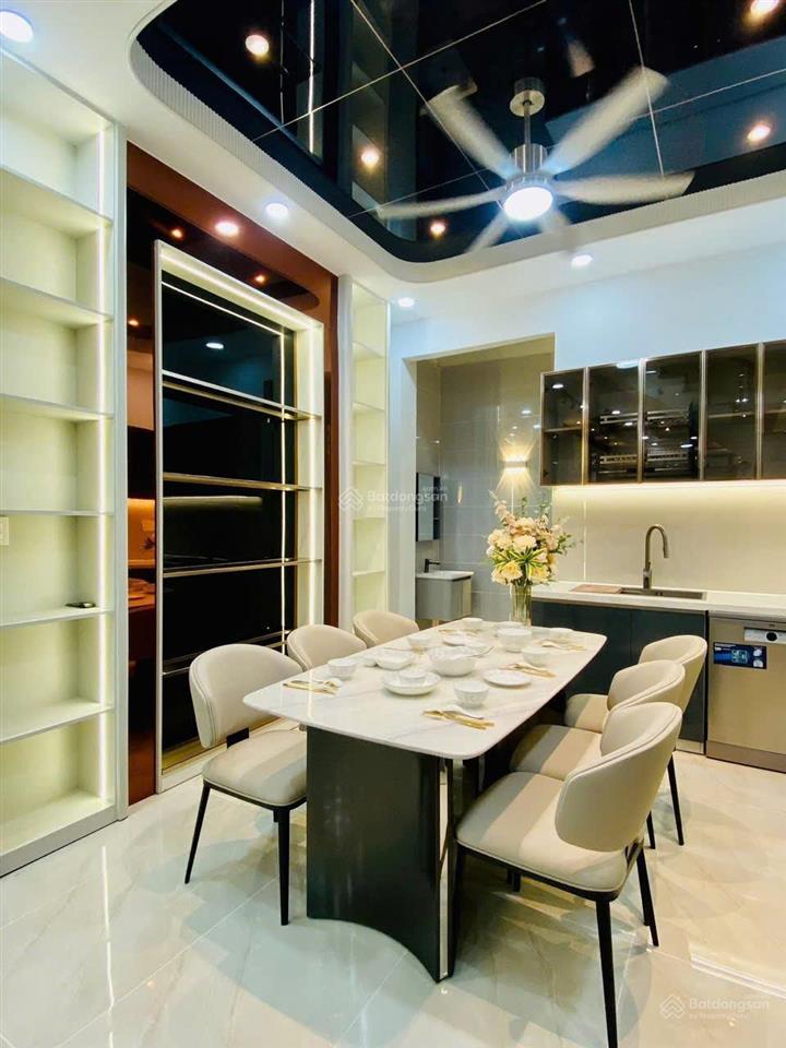 Nhà hẻm xe hơi siêu rẻ tại gò dầu, tân quý tân phú. giá 3,54 tỷ. dt 65m2. 4pn 4wc. sổ hồng riêng