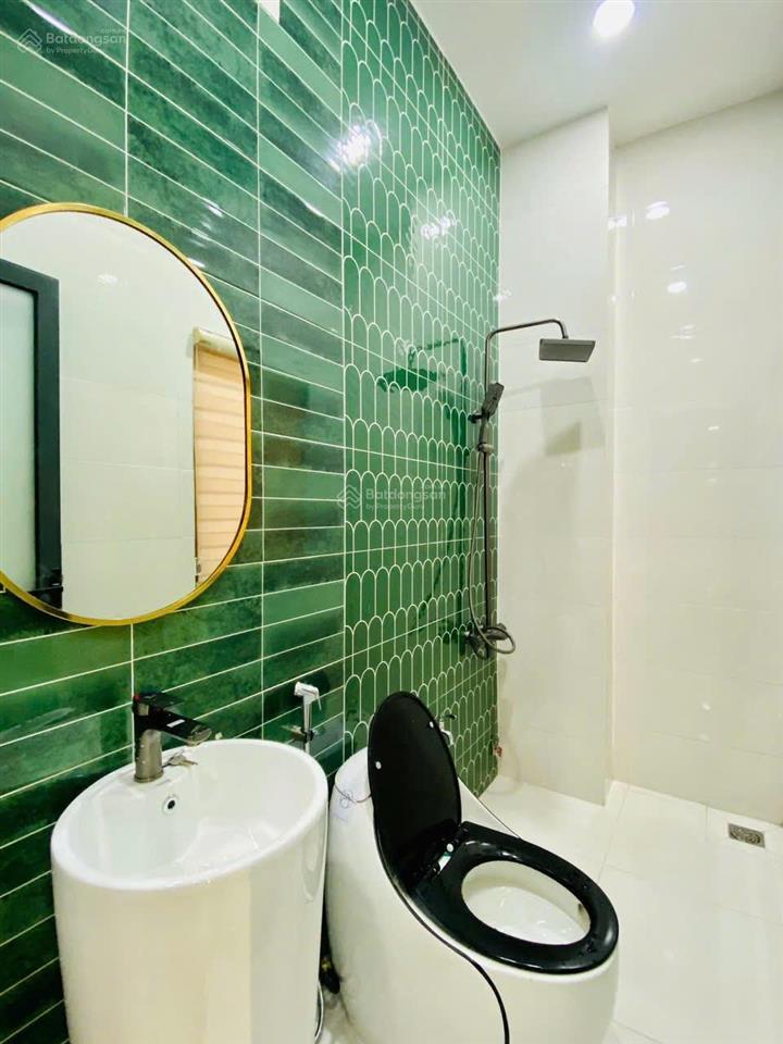 Nhà hẻm xe hơi siêu rẻ tại gò dầu, tân quý tân phú. giá 3,54 tỷ. dt 65m2. 4pn 4wc. sổ hồng riêng