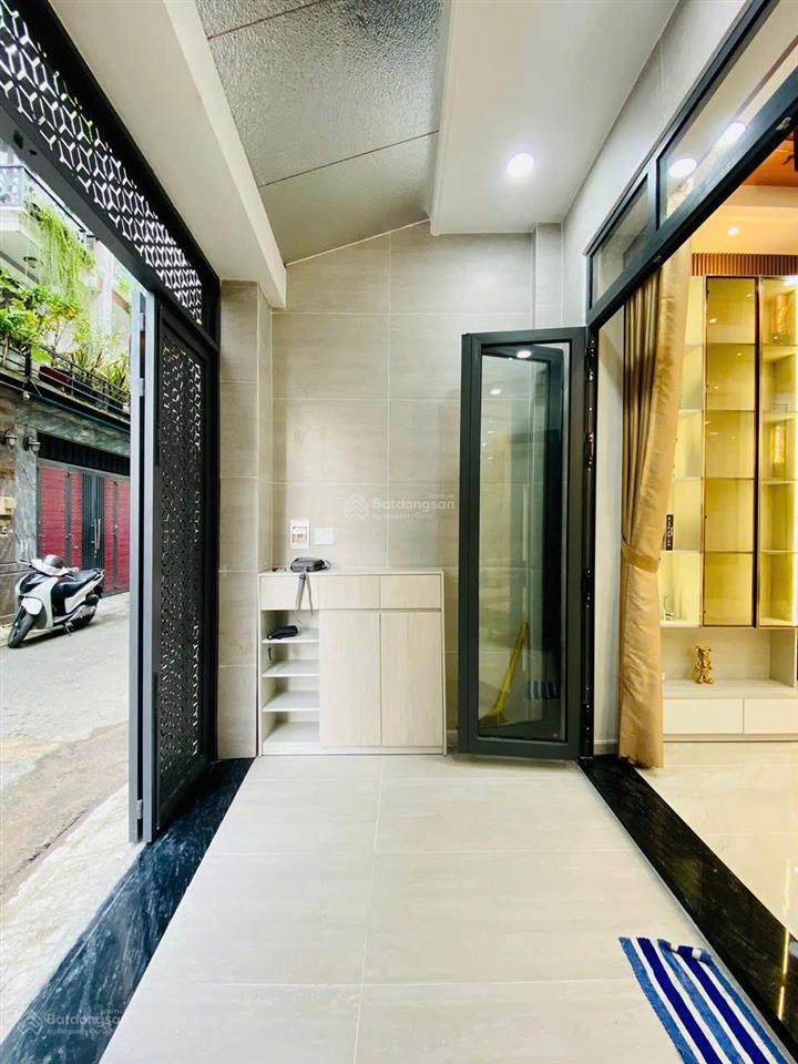 Nhà hẻm xe hơi siêu rẻ tại gò dầu, tân quý tân phú. giá 3,54 tỷ. dt 65m2. 4pn 4wc. sổ hồng riêng