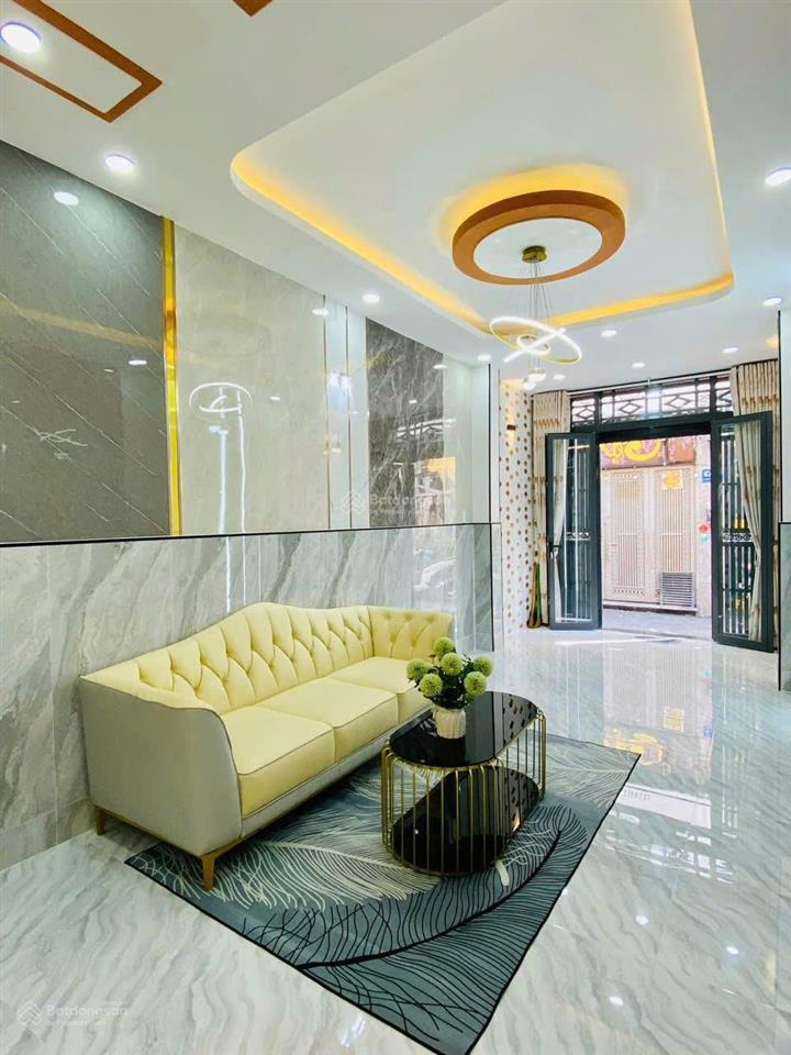 Kẹt tiền bán gấp nhà hẻm phạm ngọc thạch p6 q.3. giá 3,1 tỷ. dt 75m2. 3 tầng. 3pn. sổ hồng riêng