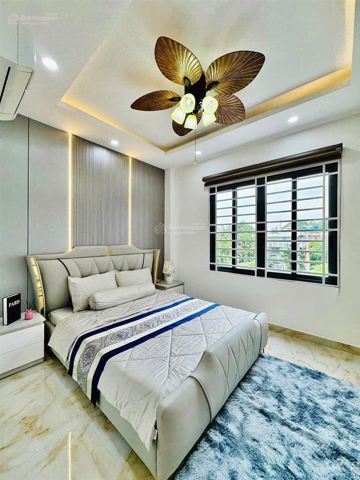 Nhà có thang máy hẻm phan huy ích, p.14 gò vấp. giá 4,68 tỷ. dt 80m2. 5 tầng. sổ hồng riêng