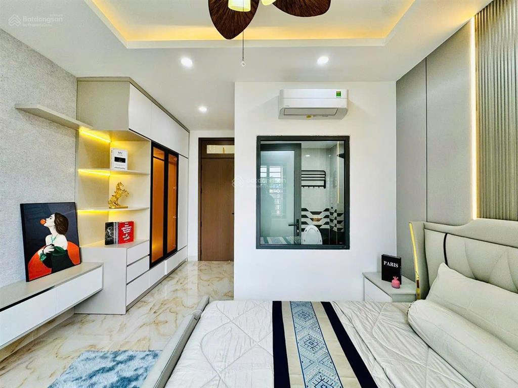 Nhà có thang máy hẻm phan huy ích, p.14 gò vấp. giá 4,68 tỷ. dt 80m2. 5 tầng. sổ hồng riêng