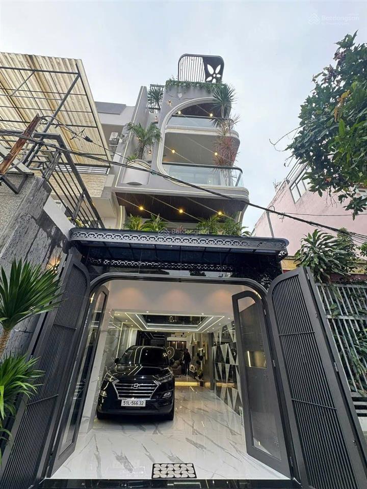 Nhà có thang máy giá siêu ngộp tại nguyễn tư giản p.14 gò vấp. giá3,62 tỷ. 4pn 5wc.. sổ hồng riêng