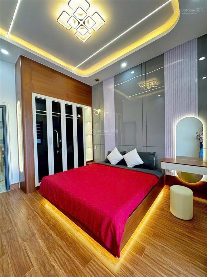 Nhà mặt tiền cần bán gấp tại bình tân,tỉnh lộ 10. giá 5,63 tỷ. dt101m2. 4tầng. 4pn. sổ hồng riêng