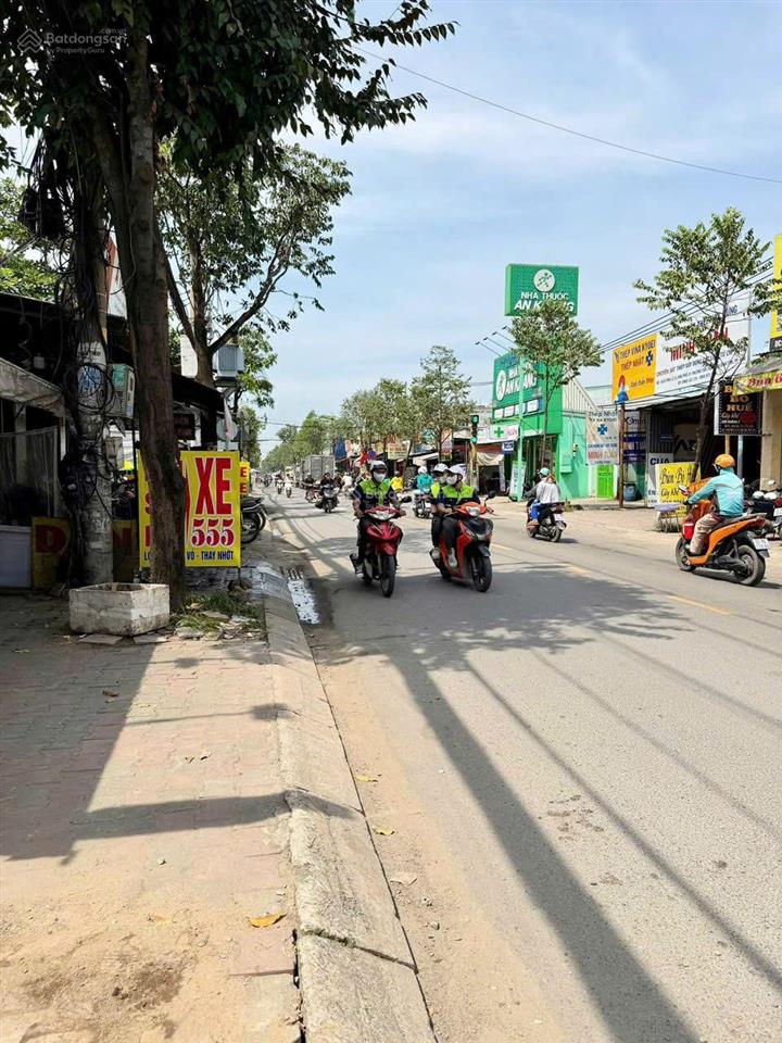 Nhà mặt tiền cần bán gấp tại bình tân,tỉnh lộ 10. giá 5,63 tỷ. dt101m2. 4tầng. 4pn. sổ hồng riêng