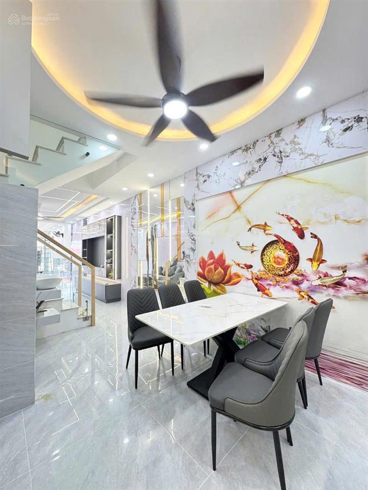Nhà mặt tiền cần bán gấp tại bình tân,tỉnh lộ 10. giá 5,63 tỷ. dt101m2. 4tầng. 4pn. sổ hồng riêng