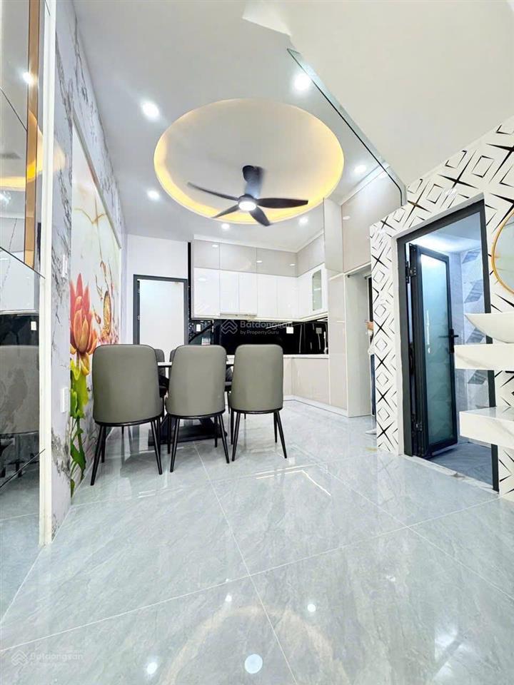 Nhà mặt tiền cần bán gấp tại bình tân,tỉnh lộ 10. giá 5,63 tỷ. dt101m2. 4tầng. 4pn. sổ hồng riêng