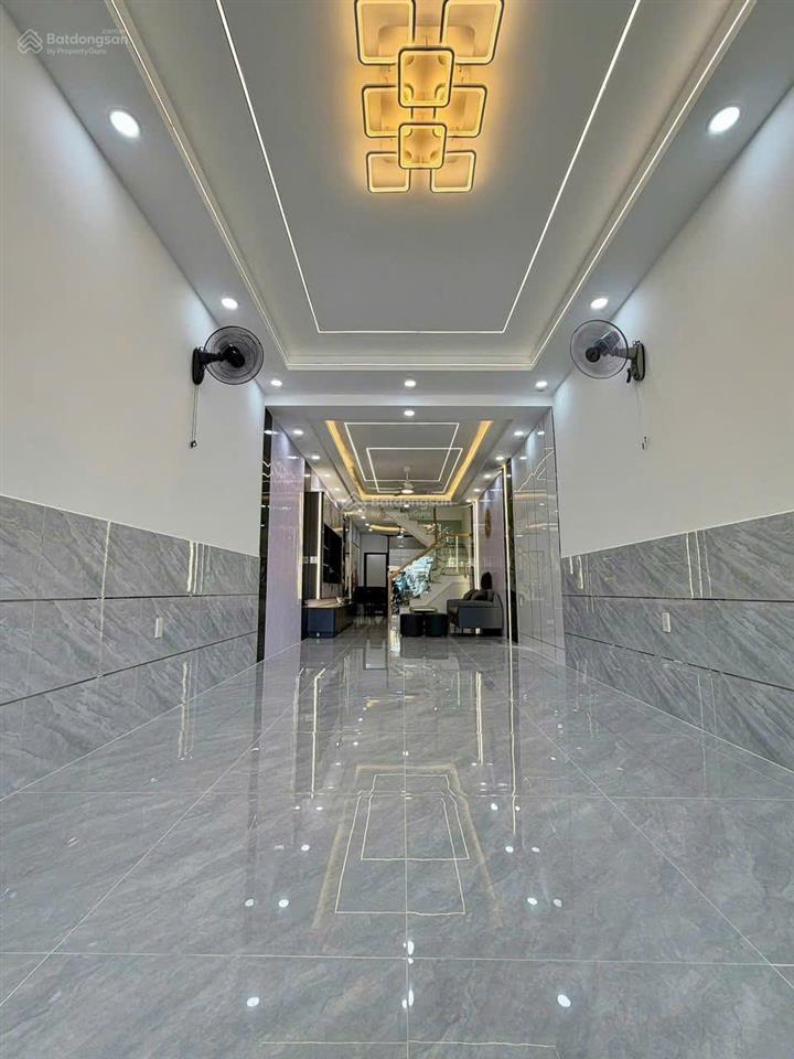 Nhà mặt tiền cần bán gấp tại bình tân,tỉnh lộ 10. giá 5,63 tỷ. dt101m2. 4tầng. 4pn. sổ hồng riêng