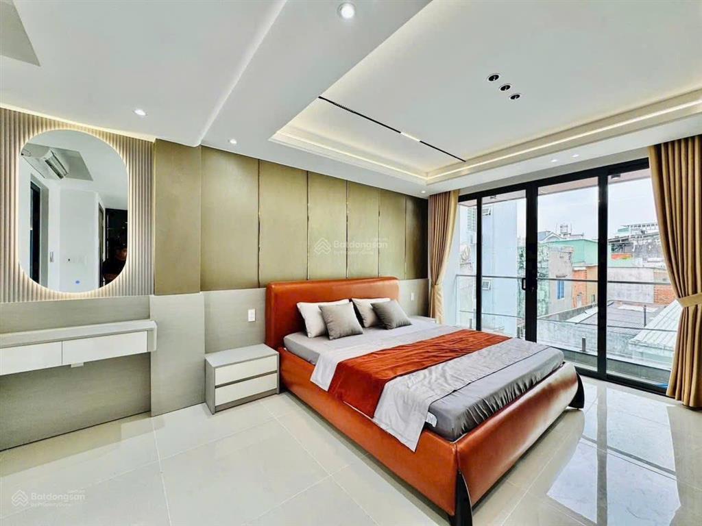 Nhà giá ngộp tại lê văn lương, nhà bè. giá 4,25 tỷ. dt 67.5m2. 4 tầng, 3pn 4wc. sổ hồng riêng