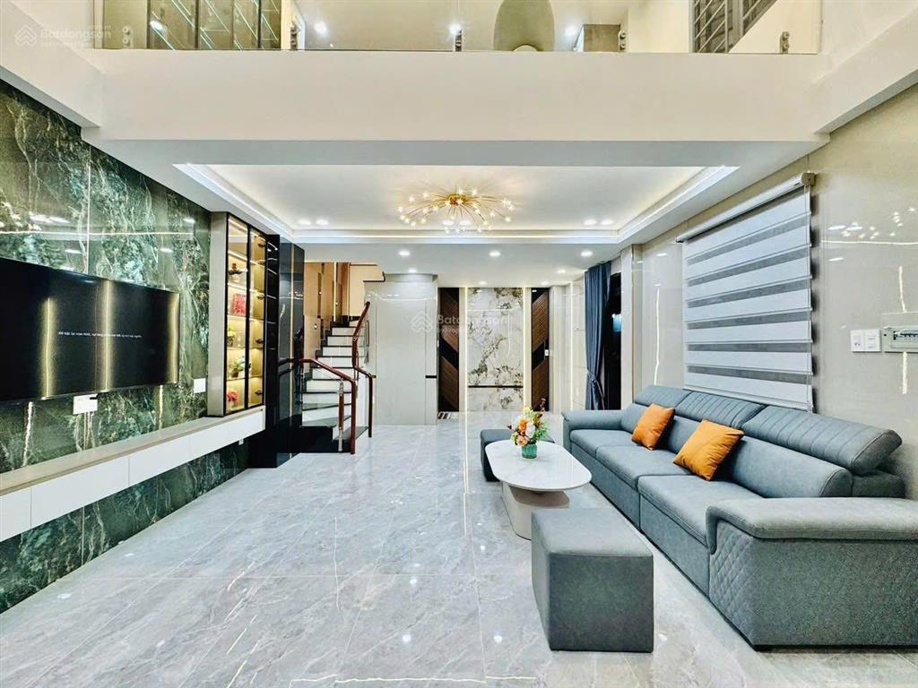 Chú 2 cần bán gấp nhà hẻm duy tân, p.15 phú nhuận. giá 3,26 tỷ. dt80m2. 4tầng. sổ riêng chính chủ