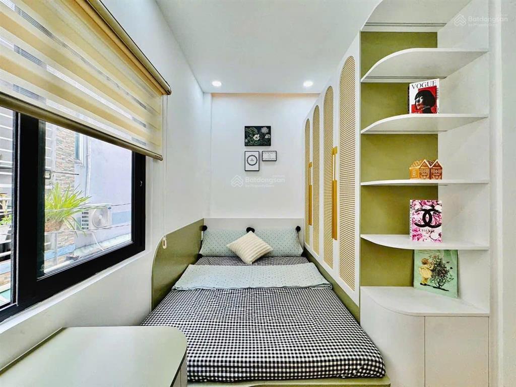 Nhà giá rẻ tại lê thúc hoạch, phú thọ hòa, tân phú. giá 3,25 tỷ. 4pn 4wc. 3 tầng. sổ hồng riêng