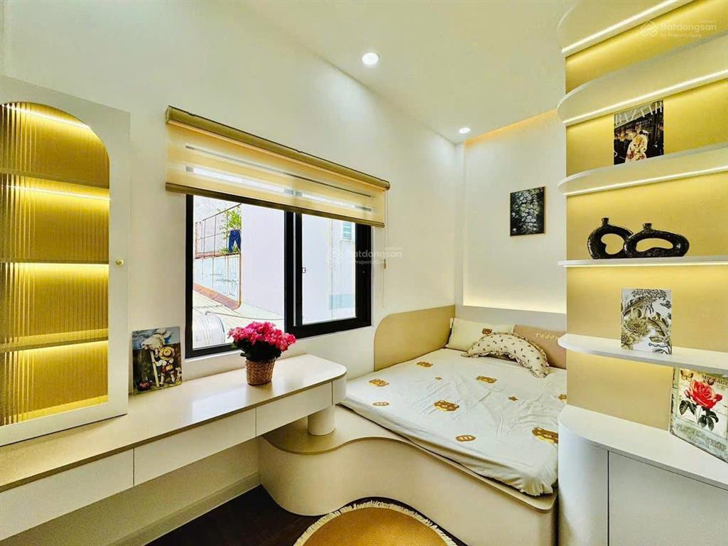 Nhà giá rẻ tại lê thúc hoạch, phú thọ hòa, tân phú. giá 3,25 tỷ. 4pn 4wc. 3 tầng. sổ hồng riêng