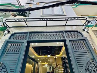 Cần bán gấp nhà trần văn ơn, p. tân sơn nhì, tân phú. giá 2,7 tỷ. 4pn 4wc, 3 tầng. sổ hồng riêng