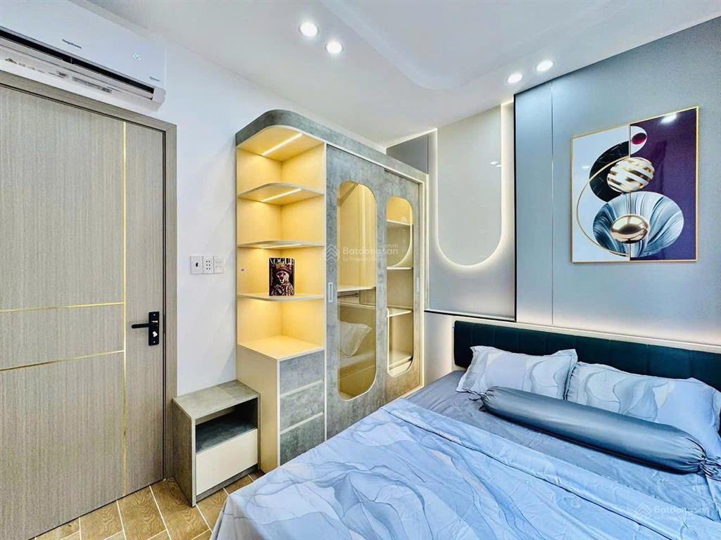 Cần bán gấp nhà trần văn ơn, p. tân sơn nhì, tân phú. giá 2,7 tỷ. 4pn 4wc, 3 tầng. sổ hồng riêng