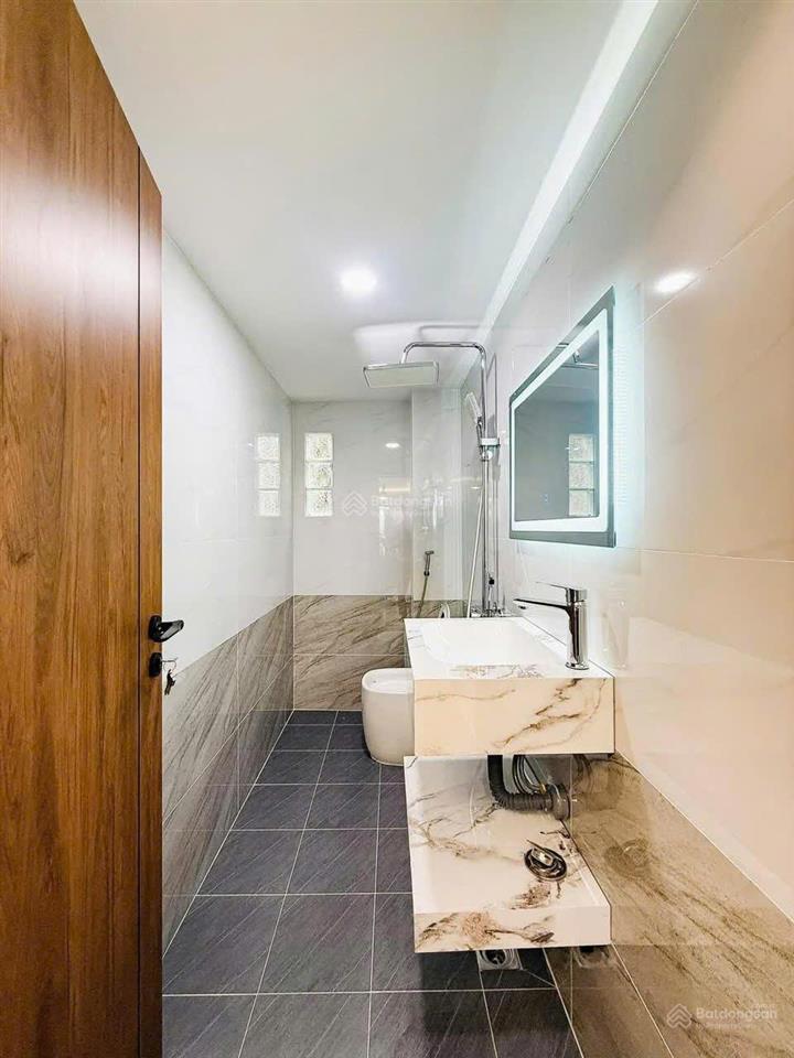 Chính chủ ký gửi bán gấp nhà vũ huy tấn p.1 bình thạnh. giá 3,5 tỷ. dt 75m2. 3tầng. sổ hồng riêng