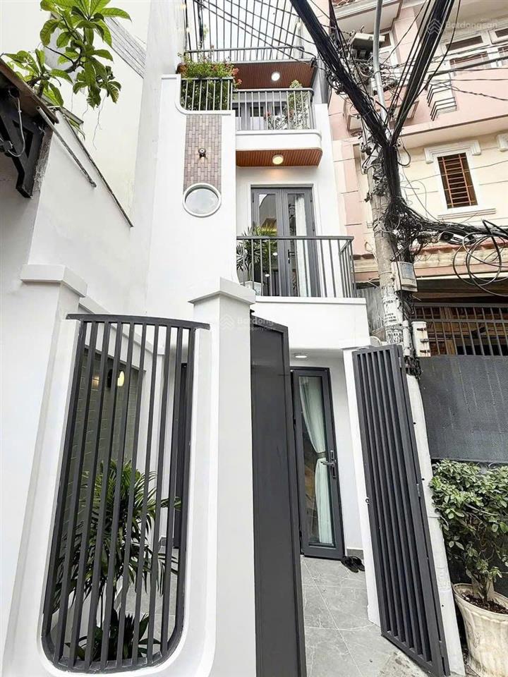Chính chủ ký gửi bán gấp nhà vũ huy tấn p.1 bình thạnh. giá 3,5 tỷ. dt 75m2. 3tầng. sổ hồng riêng