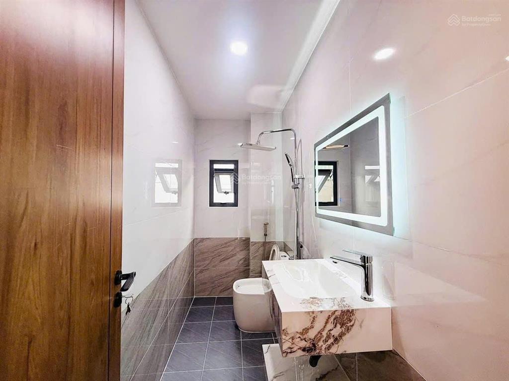 Chính chủ ký gửi bán gấp nhà vũ huy tấn p.1 bình thạnh. giá 3,5 tỷ. dt 75m2. 3tầng. sổ hồng riêng