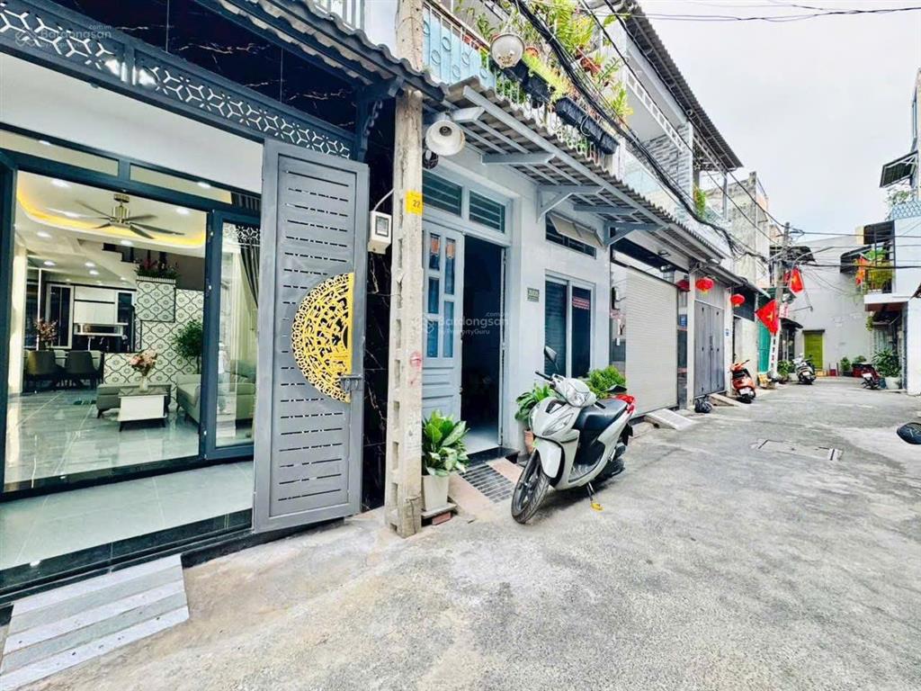 Nhà giá ngộp cần bán tại lê văn duyệt, p. 1, bình thạnh. dt 63.45m2. 4pn. sổ hồng riêng