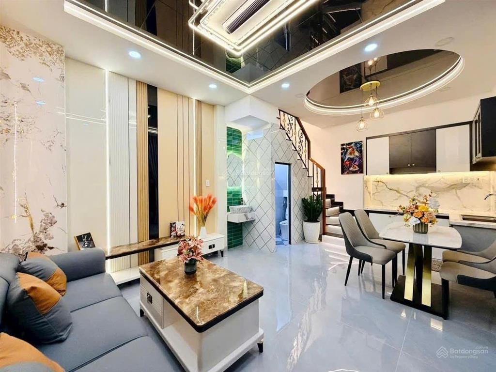 Nhà hẻm xe hơi cần bán gấp huỳnh thiện lộc,tân phú. giá2,79 tỷ. dt72m2. 3tầng. 4pn. sổ hồng riêng