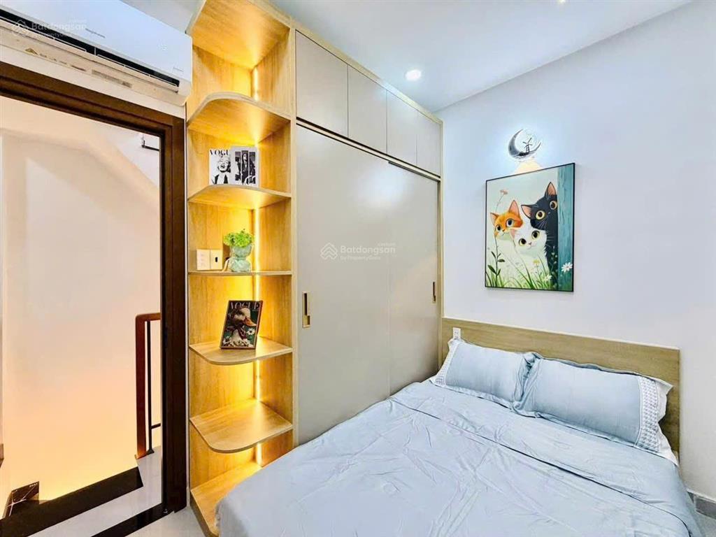 Nhà hẻm xe hơi cần bán gấp huỳnh thiện lộc,tân phú. giá2,79 tỷ. dt72m2. 3tầng. 4pn. sổ hồng riêng